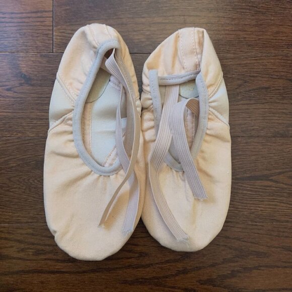 REPETTO Paris Soft Ballet Shoes with Split Sole Deep Peach Kids Size 36.5 France - Picture 1 of 8